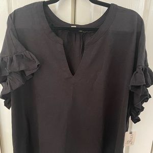 Terra & Sky Flutter Sleeve Tee | 1X | 16-18W | Black